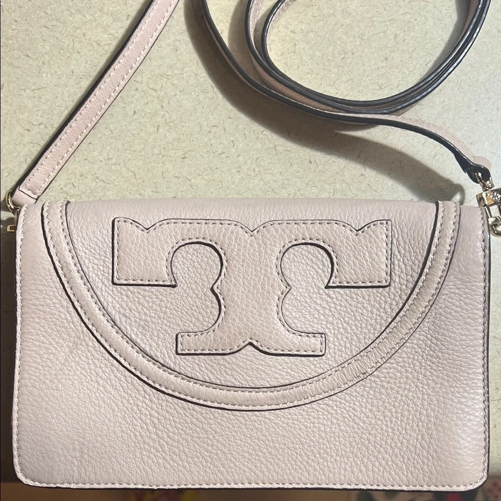 Tory Burch Light Pink Crossbody Bag - Picture 1 of 5